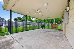 16217 Lakeview Dr, Jersey Village, TX 77040 - Photo 36