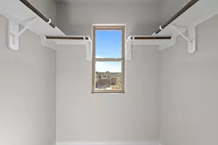 12195 Ridge Top Dr, Conroe, TX 77304 - Photo 16