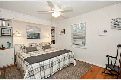 2503 Baycrest Drive, Houston, TX 77058 - Photo 12