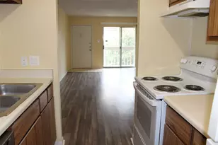 3919 Fairmont Pkwy, Pasadena, TX 77504 - Photo 4