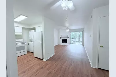 9350 Country Creek Drive #47, Houston, TX 77036 - Photo 18