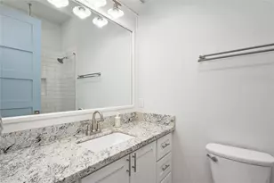 997 S Redfish St, Crystal Beach, TX 77650 - Photo 18