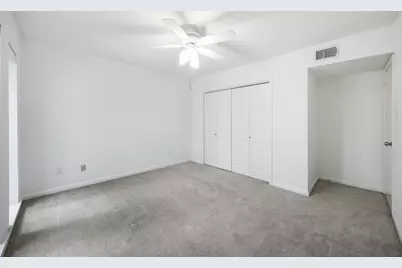 1300 Augusta Drive #23, Houston, TX 77057 - Photo 32
