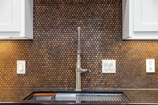 1300 Augusta Dr, Houston, TX 77057 - Photo 6