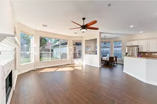 8715 Andante Dr, Houston, TX 77040 - Photo 8