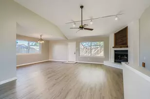 2115 Pepperglen Ct, Missouri City, TX 77489 - Photo 8