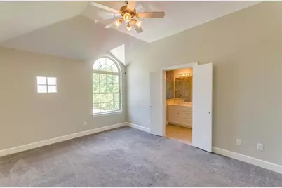612 E 38th Street, Houston, TX 77022 - Photo 18