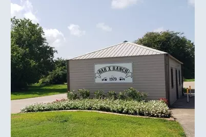 106 Horse Shoe Trail, Angleton, TX 77515 - Photo 10