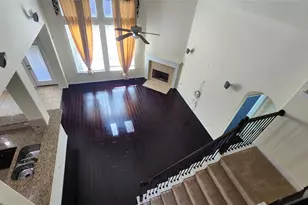 2318 Nashmor Dr, Sugar Land, TX 77479 - Photo 4