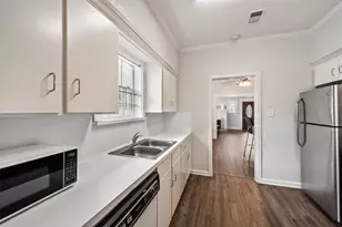 2510 Rosewood St, Houston, TX 77004 - Photo 10