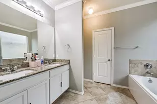 14002 Willowshire Ln, Houston, TX 77014 - Photo 18