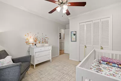 10626 Holly Springs Drive, Houston, TX 77042 - Photo 24