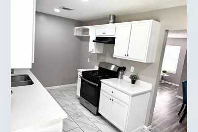 903 Roper Street, Houston, TX 77034 - Photo 8