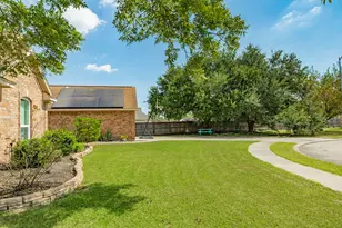 57 Peppermint Ct, Lake Jackson, TX 77566 - Photo 8