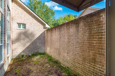 23 E Palmer Bend, The Woodlands, TX 77381 - Photo 40