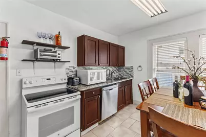 2511 Whitney #B, Houston, TX 77006 - Photo 18