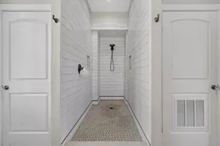 1324 Sealy St, Galveston, TX 77550 - Photo 20