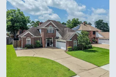 118 Mill Trail Drive, Sugar Land, TX 77498 - Photo 2