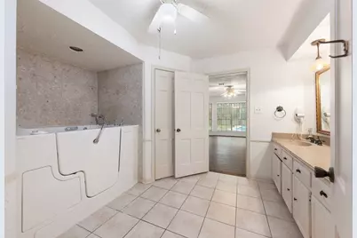 6131 Knollview Drive, Spring, TX 77389 - Photo 32