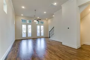 2010 Beall St, Houston, TX 77008 - Photo 12