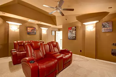 8219 Peppervine Court, Conroe, TX 77385 - Photo 38