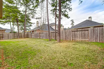 8219 Peppervine Court, Conroe, TX 77385 - Photo 44