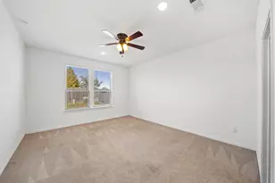 329 Paso Fino Dr, Alvin, TX 77511 - Photo 12