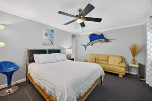 906 91st St, Galveston, TX 77554 - Photo 8