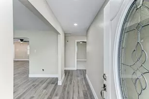 203 Doverfield Dr, Houston, TX 77037 - Photo 4