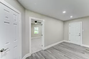 203 Doverfield Dr, Houston, TX 77037 - Photo 20