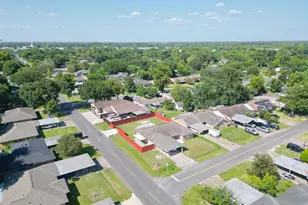 203 Doverfield Dr, Houston, TX 77037 - Photo 48