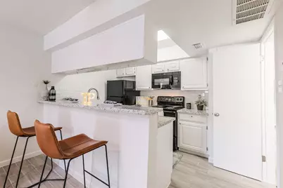 8162 Richmond Avenue #2714, Houston, TX 77063 - Photo 6