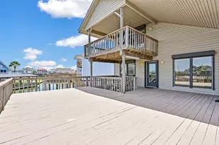 214 Easterly Dr, Tiki Island, TX 77554 - Photo 6