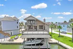 214 Easterly Dr, Tiki Island, TX 77554 - Photo 4