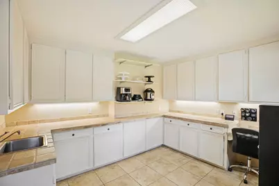 302 Charleston Street, Friendswood, TX 77546 - Photo 18