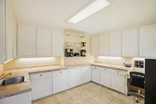 302 Charleston St, Friendswood, TX 77546 - Photo 18