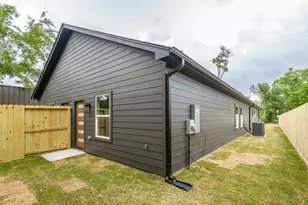 5921 Mountwood St, Houston, TX 77091 - Photo 18