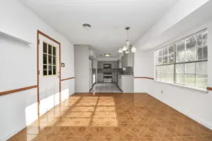 13103 Suzanne St, Stafford, TX 77477 - Photo 18