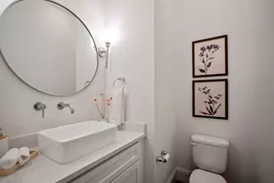 536 W 26th St, Houston, TX 77008 - Photo 10