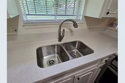 7731 Melanie Street, Houston, TX 77016 - Photo 12