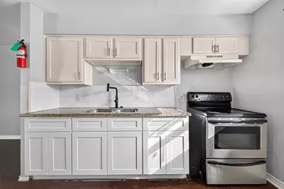 3501 Brewster #10, Houston, TX 77026 - Photo 6