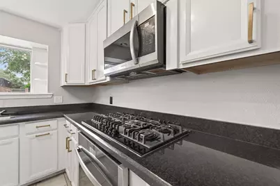 707 Montclair Boulevard, Sugar Land, TX 77478 - Photo 12