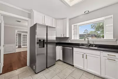 707 Montclair Boulevard, Sugar Land, TX 77478 - Photo 10