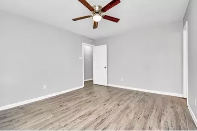 8106 Claiborne Street, Houston, TX 77078 - Photo 22