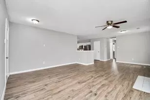 8106 Claiborne St, Houston, TX 77078 - Photo 10