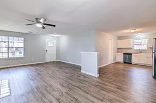 8106 Claiborne St, Houston, TX 77078 - Photo 24