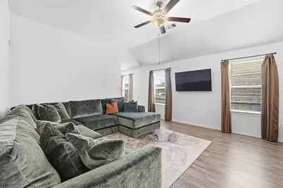 18830 Amaro Hills Drive, New Caney, TX 77357 - Photo 6