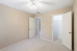 35 N Star Ridge Cir, The Woodlands, TX 77382 - Photo 18