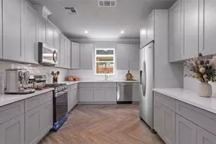 7655 Ameswood Rd, Houston, TX 77095 - Photo 8