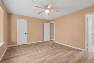 6711 Biggs Ct, Houston, TX 77061 - Photo 14